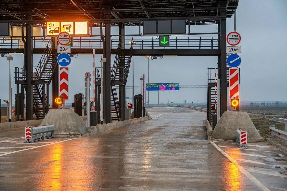 Платные дороги. Платная трасса. Платная дорога Москва. Заезд на платную дорогу.