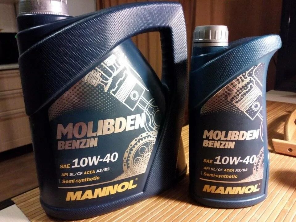 Моторное масло Манол молибден 10w 40. Mannol с молибденом 5w40. Масло моторное 10w 40 с молибденом. Манол молибден присадка.