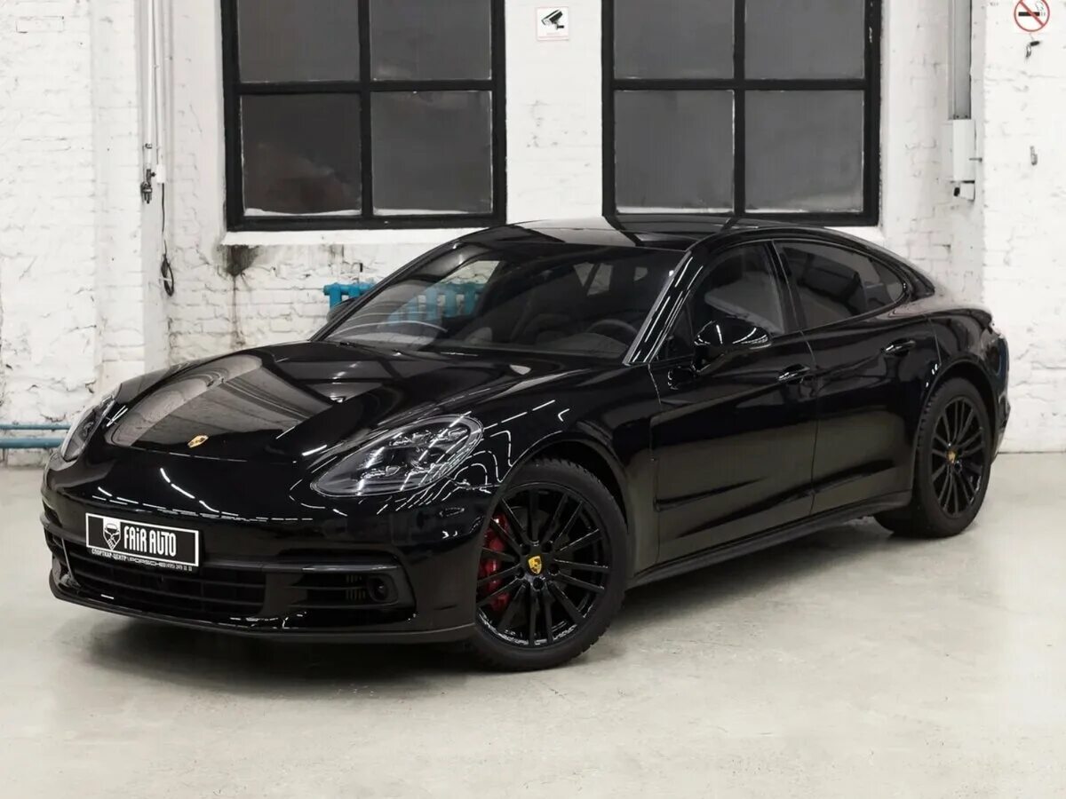 Черный панамера текст. Porsche panamera black. Пантера и панамера. Черный панамера текст. Panamera gts 2014.
