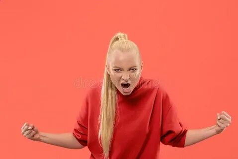 Ира готова была кричать от ярости