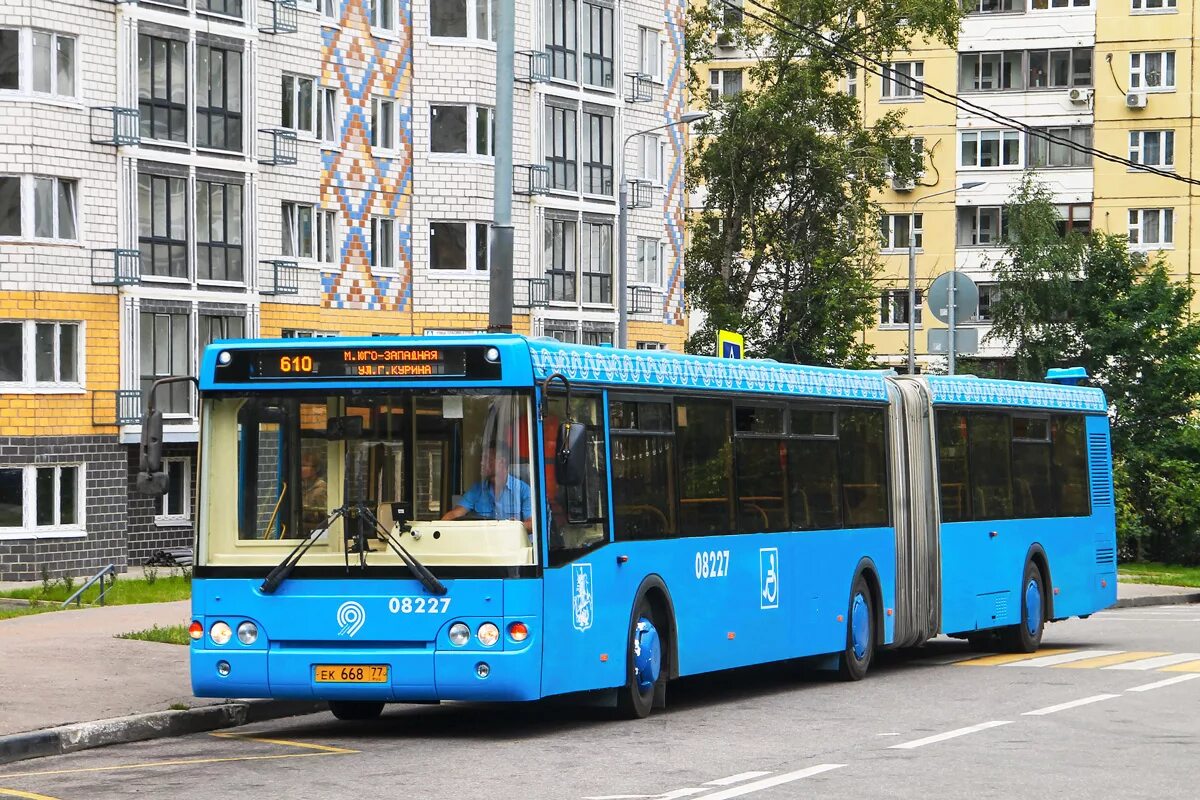610 автобус маршрут. Автобус лиаз 6213. лиаз 6213 москва. лиаз гармошка 6213. автобус гармошка лиаз 6213.