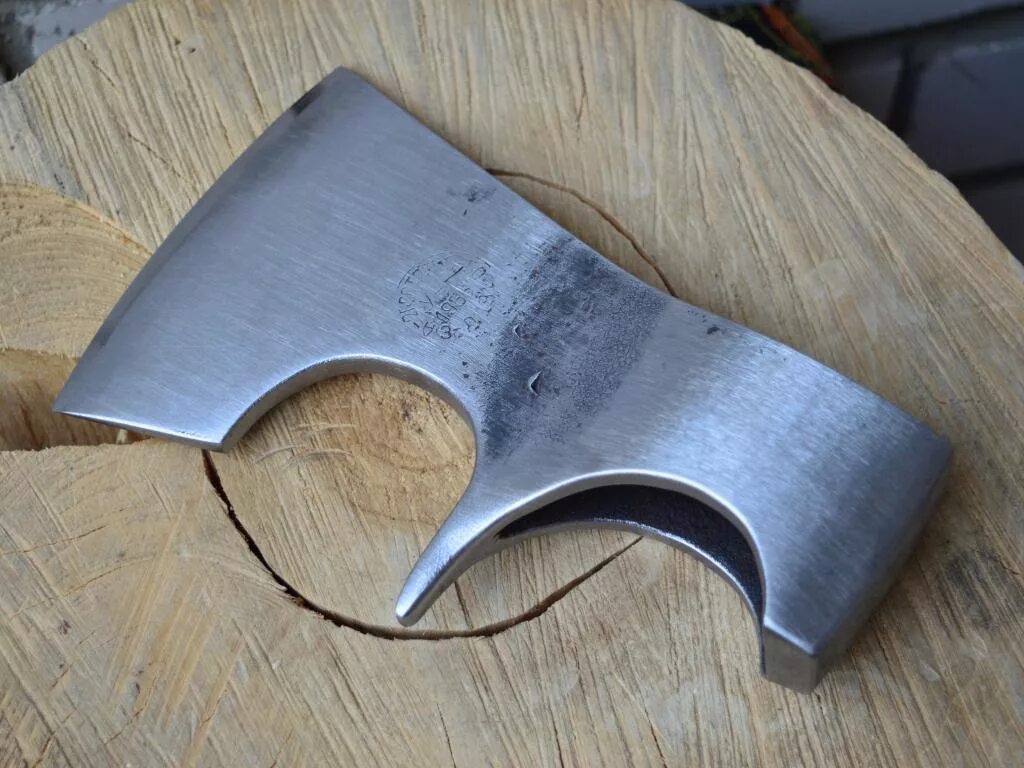 Что можно сделать из старого топора Как сделать топор викинга из обычного топора Любой коллекционер холо � Самоделки