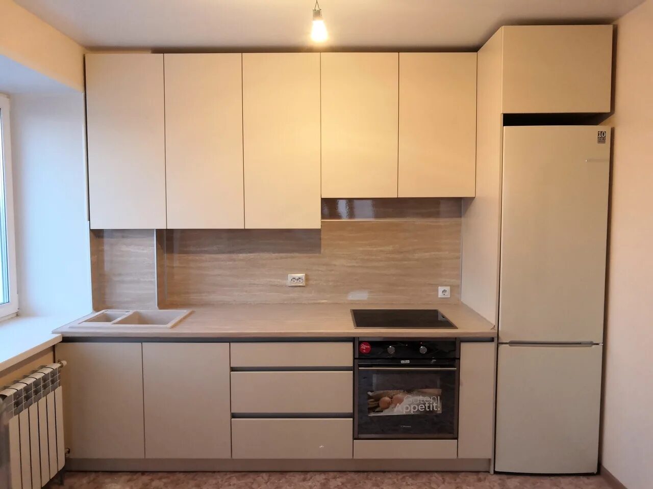 Кухни наб челны. Наб челны кухни мария. Челнинские кухни. Кухонный гарнитур в наб челнах. Кухонный гарнитур светлый орех.