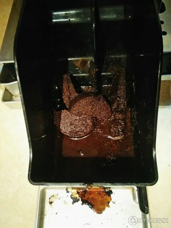 Кофемашина саеко ринг плюс. Кофемашина delonghi esam 04. Delonghi кофемашина контейнер для гущи. Delonghi esam 4500. Кофемашина philips hd8828 saeco.