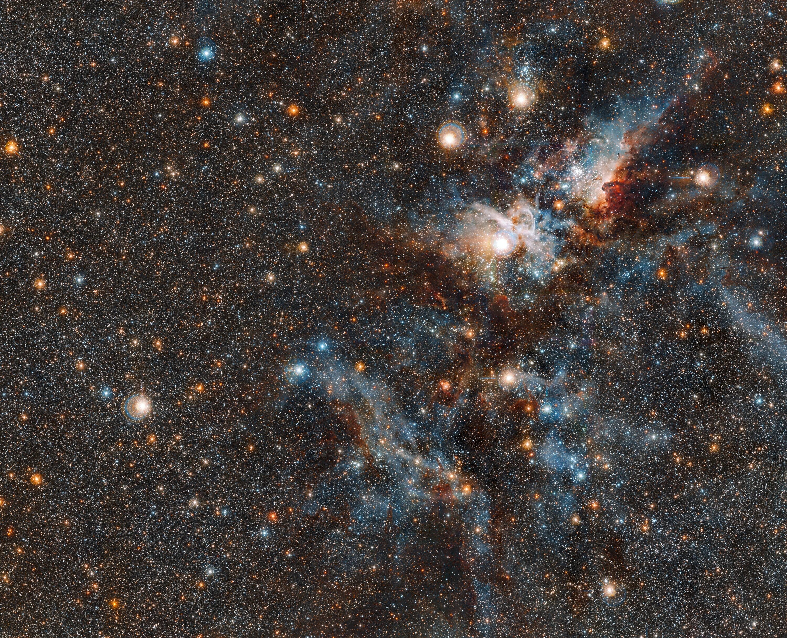 NGC 3372 туманность киля. Снимок туманности киля.