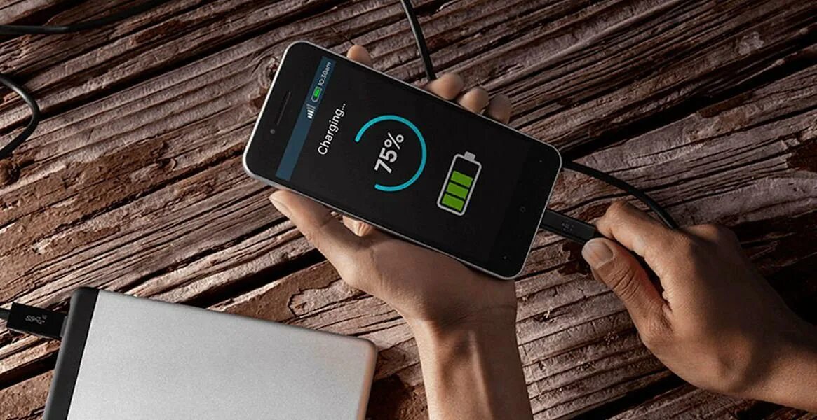 Как зарядить телефон со. Qualcomm quick charge 5.0. qualcomm quick charge 4. смартфон заряжается. зарядка для телефона.