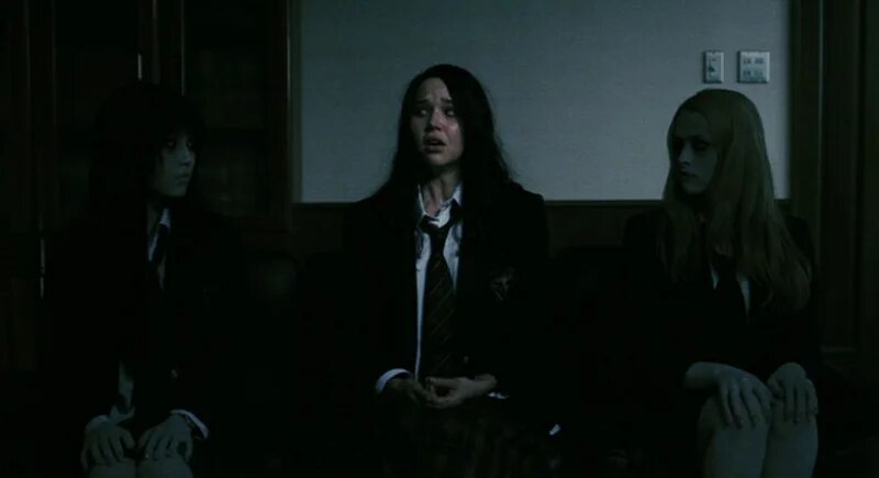 Каяко саэки проклятие 2020. Ариэль кеббел проклятие 2. Проклятие 2 википедия. Проклятие 2 ju-on 2 2003 постер. Проклятие 2 википедия.