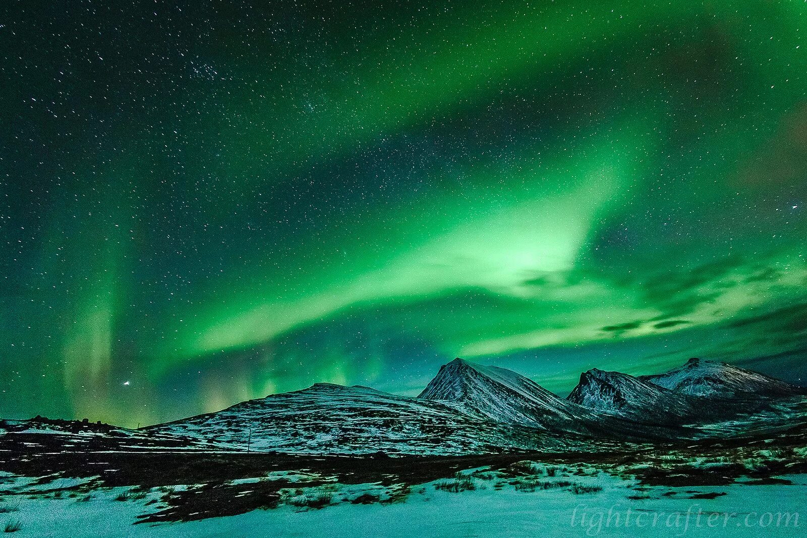 Аляска северное сияние. Аляска полярная ночь город джуно. Аляска северное сияние. Полярная ночь аляска сколько. Штат аляска.