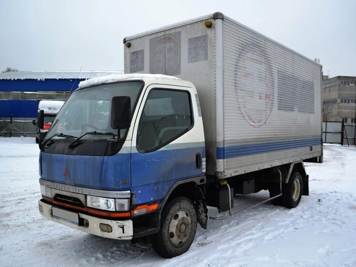 Грузовик митсубиси кантер. Mitsubishi Canter 1996. Мицубиси Фусо 1996. Мицубиси Фусо Кантер 1996 года. Mitsubishi Canter фургон.