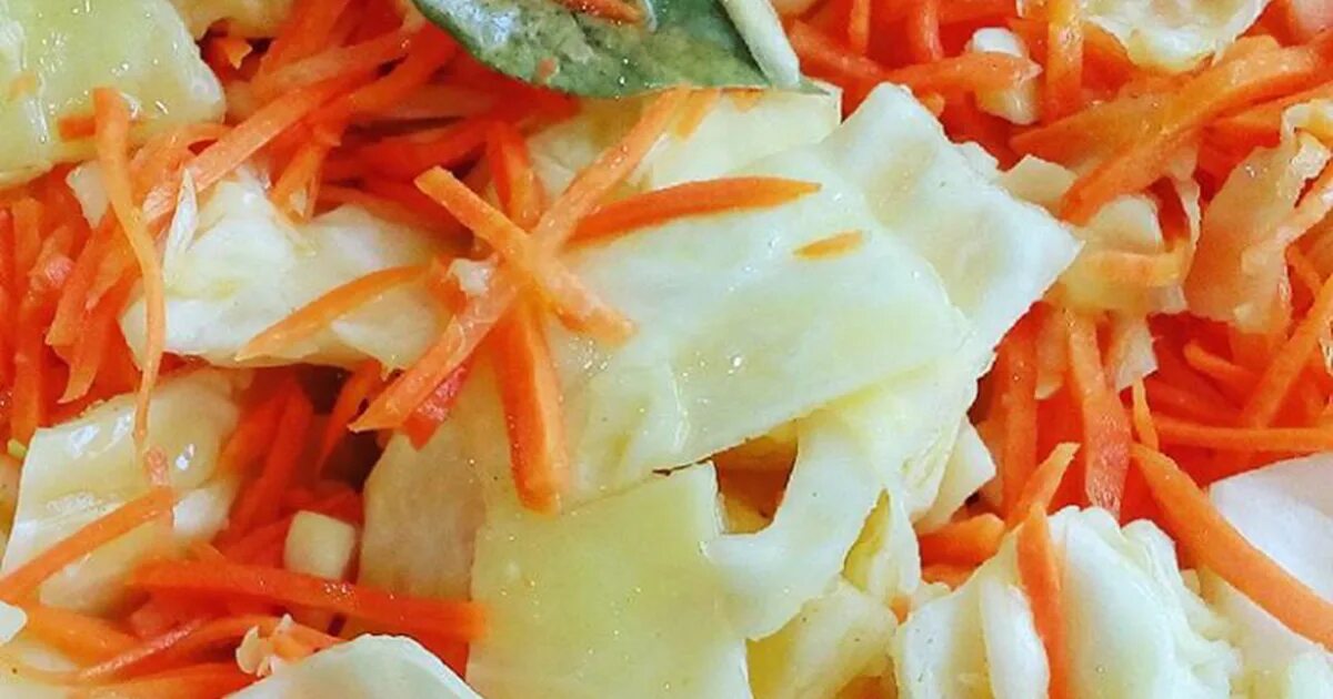Острая капуста на зиму. Капуста ча по-корейски. капуста белокочанная по корейски. капуста с морковью по-корейски. маринованная капуста кусочками.