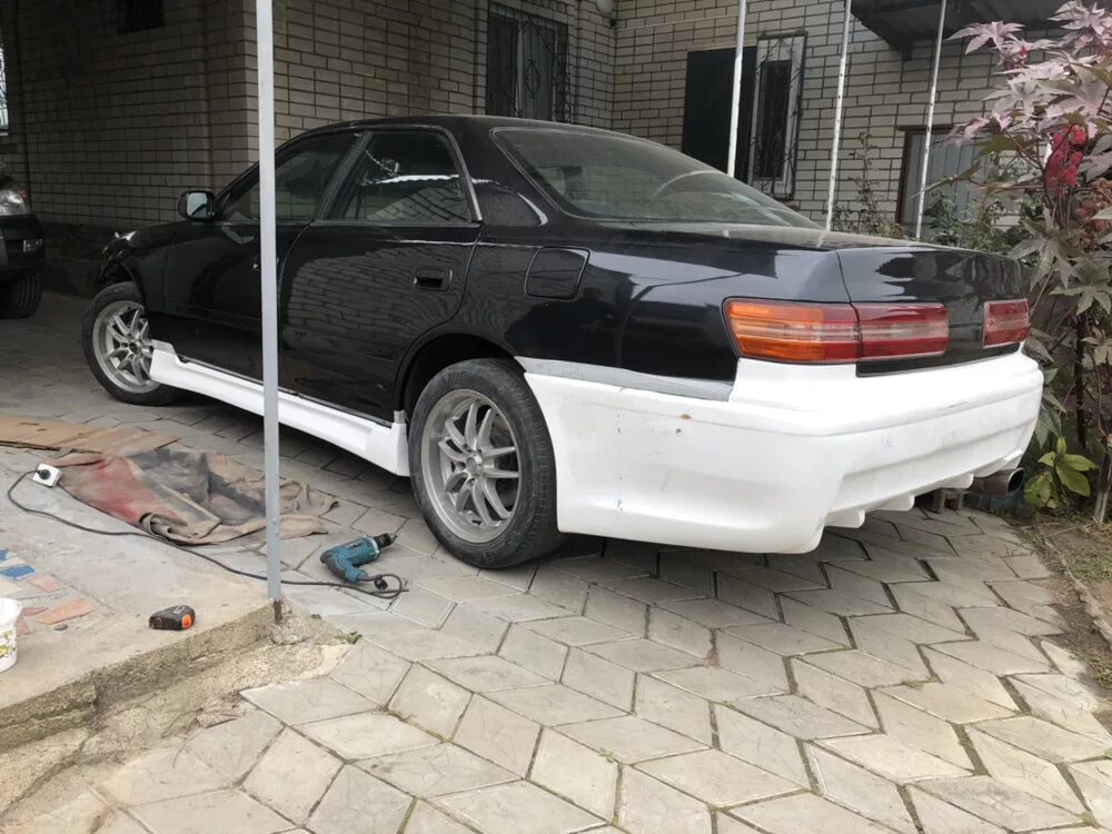 Обвес mark 2 100. Toyota mark 2 100 обвес.