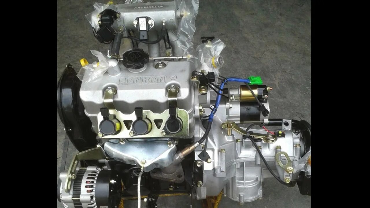 Какой двигатель стоит сузуки. Suzuki f8b. двигатель f8a suzuki. f8f двигатель suzuki. f8cb двигатель.