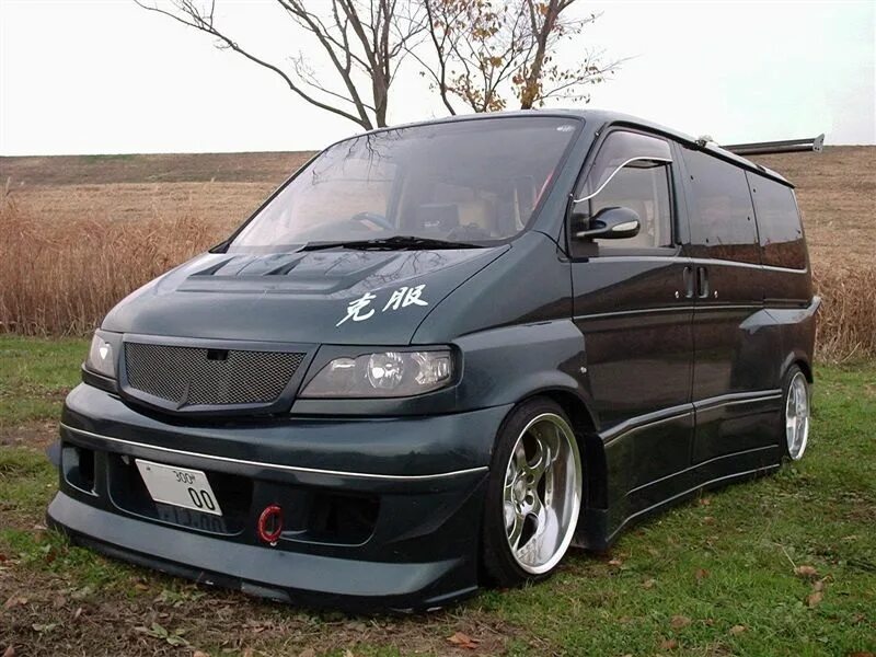 Бонго тюнинг. Мазда бонго френди. mazda bongo friendee 2.5 обвес. mazda bongo friendee. mazda bongo friendee обвес.