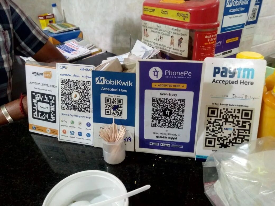 Быстрые платежи по qr коду. Оплата по QR коду. QR коды платежи. Оплата по QR коду в магазине. QR код оплатить.