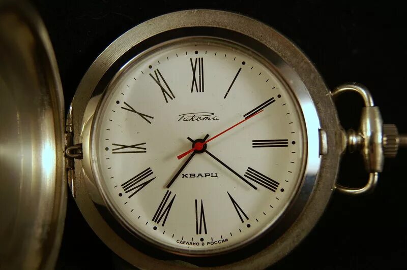 путина часы петродворцовый часовой завод. часы ракета петродворцовый часовой завод. петродворцовый часовой завод ракета.