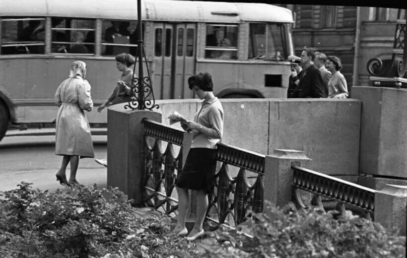 Москва в 60-е годы. Улица горького в москве 1960 г. Москва в 60-е годы. В конце 1960 х годов. Ленинград в 50-е годы.