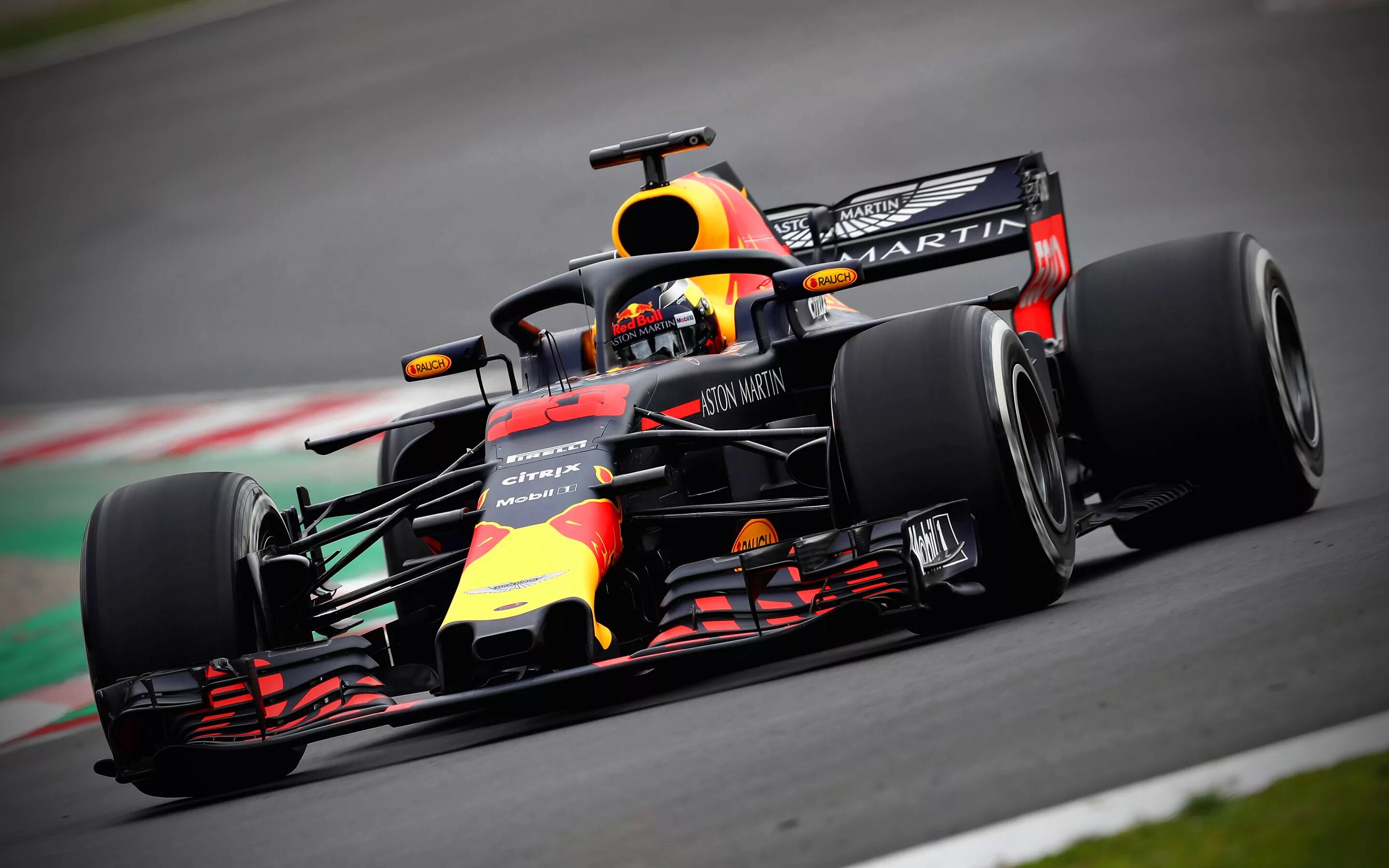 F1 Red bull Max Verstappen. Aston Martin Red bull Racing f1. Формула 1 Макс Ферстаппен обои. Red bull rb14 Verstappen. 14 апреля 2018