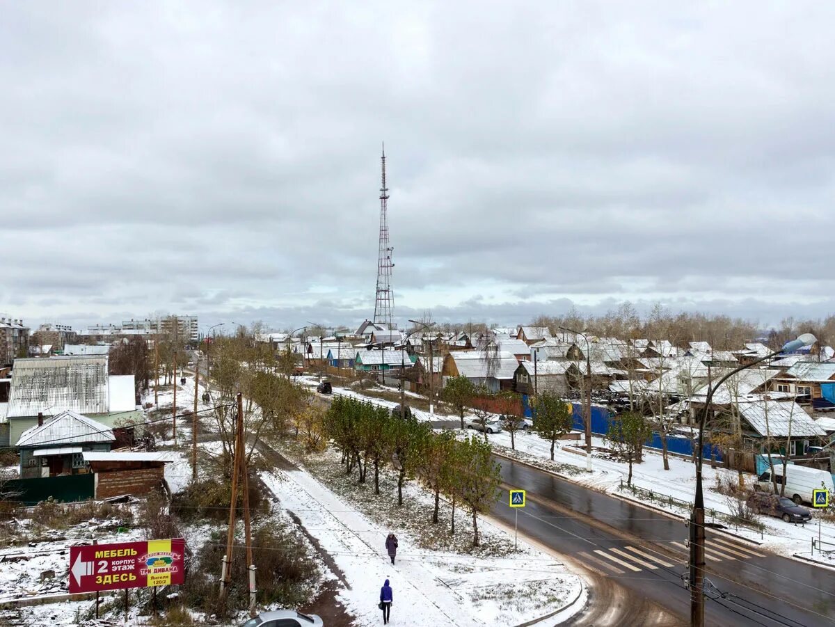 Телецентр братск. Радиовышка иркутск. Новосибирская телебашня ортпс. 1927 года телецентр уфы. Телевизионная башня омск.