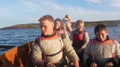 Смех у белого моря
