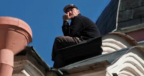 Полезем на крышу
