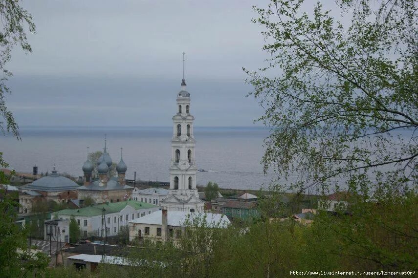 Погода на неделю в юрьевце ивановской области. Набережная в Юрьевце Ивановской. Юрьевец Волга. Юрьевец Иваново Волга. Вознесенская гора Юрьевец.