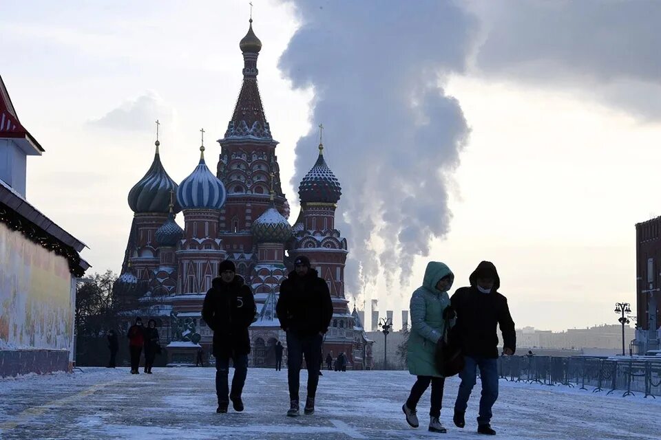 В марте будут морозы в москве. Морозы в Москве. Холод в Москве. Самая холодная ночь в Москве. Сильный Мороз в Москве.