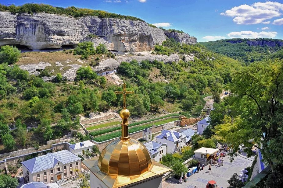 Бахчисарай). Бахчисарай достопримечательности ханский дворец. Бахчисарай город госпиталь. Бахчисарай монастырь. Город бахчисарай крым.