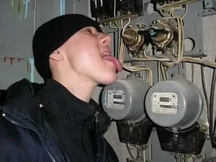 Пришли электрики