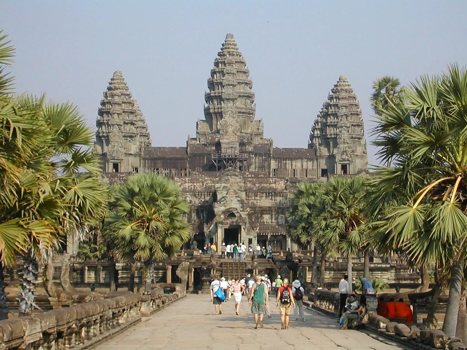 Placebo angkor watt. Камбоджа 2022. Туры в камбоджу с перелетом. Камбоджа пойтахти. Анкурвад камбоджа.