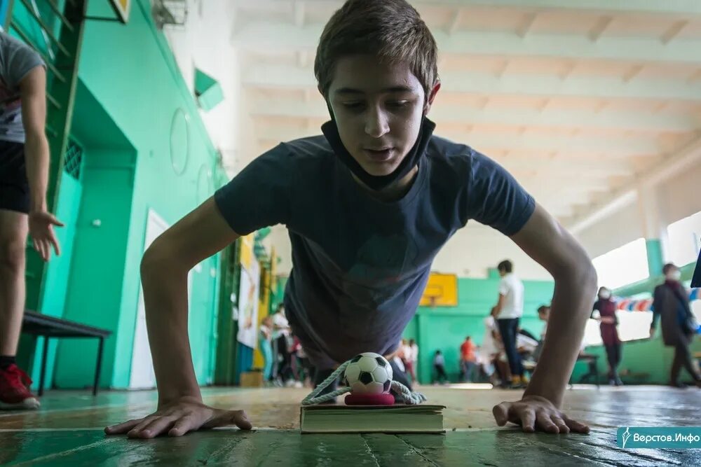 Крсу студенты. Искитим 1993 год. Магнитогорск учатся ли сегодня верстов инфо школьники. Ну что школьники. Верстов магнитогорск учатся ли сегодня дети.