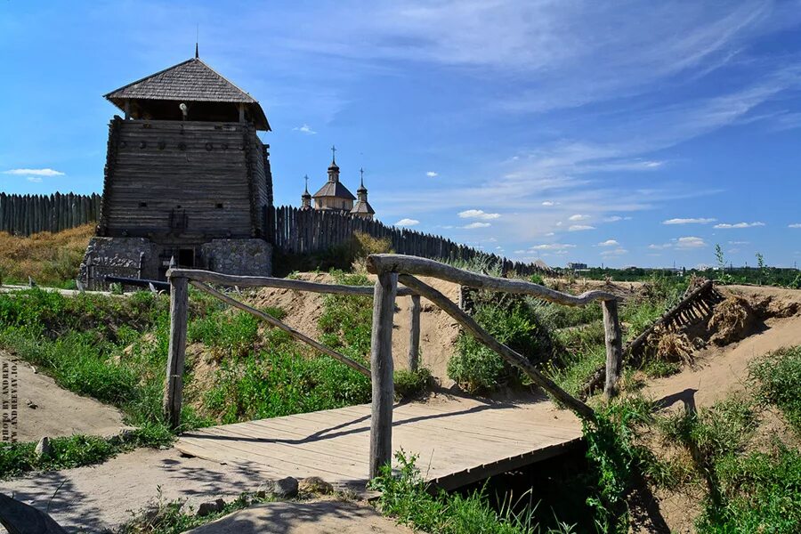 Историко-культурный комплекс запорожская сечь. Музей хортица запорожье. Церковь на острове хортица. Запорожская. Національний заповідник-острів «хортиця».