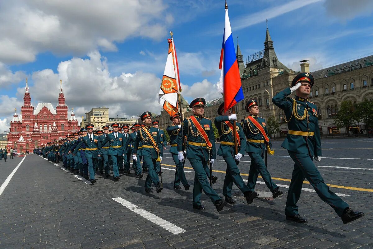 Общевойсковая Академия вс РФ на параде. Военный парад Россия. Солдаты на параде Победы. Российские военные на параде.