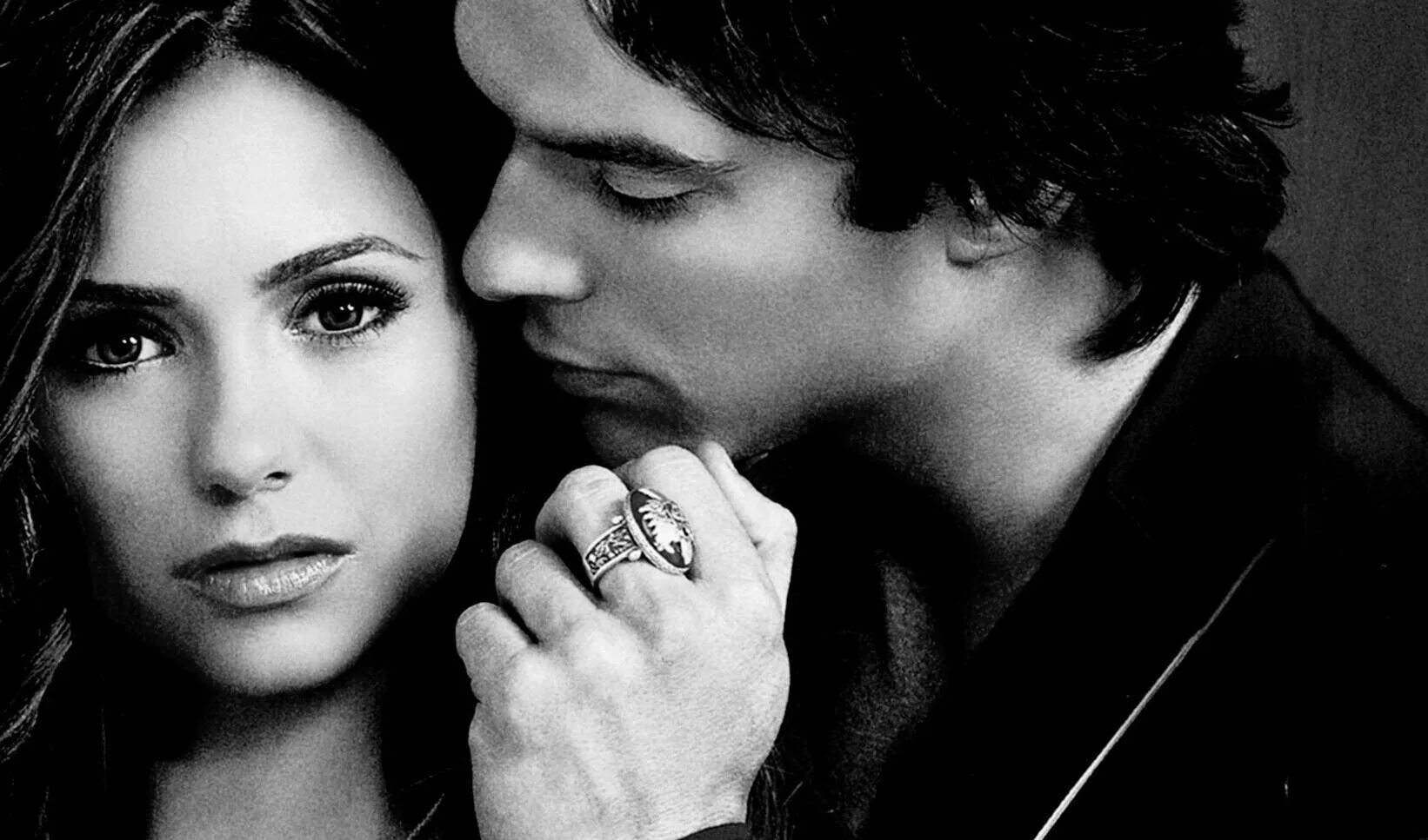 Damon elena. Йен Сомерхолдер Деймон.