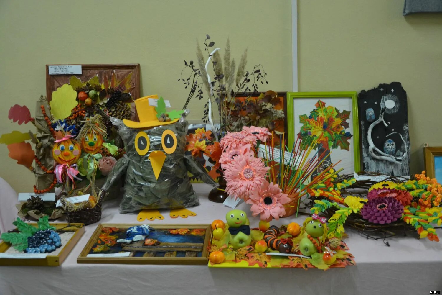 творческие осенние конкурсы. творческие осенние конкурсы. конкурс здравствуй осень золотая. осенний вернисаж. поделки на осеннюю ярмарку в школу.