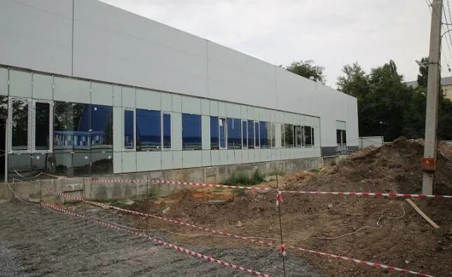 Манеж ростов на дону. Крытый манеж училище олимпийского резерва. крытые манежи в ростове на дону. открыли манеж училища ростов.