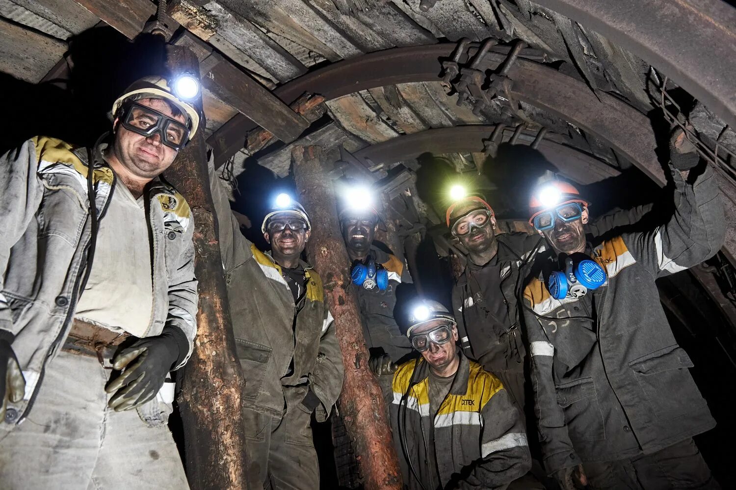 Рудокоп космос. Дипрок галактик. Космический шахтер арт. Шахтер космос. Шахтер профессия.