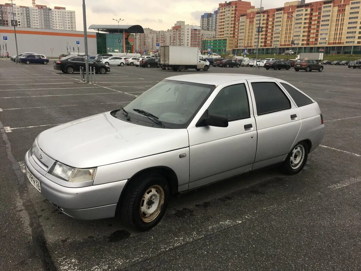 Auto 1 y. Auto 1 y