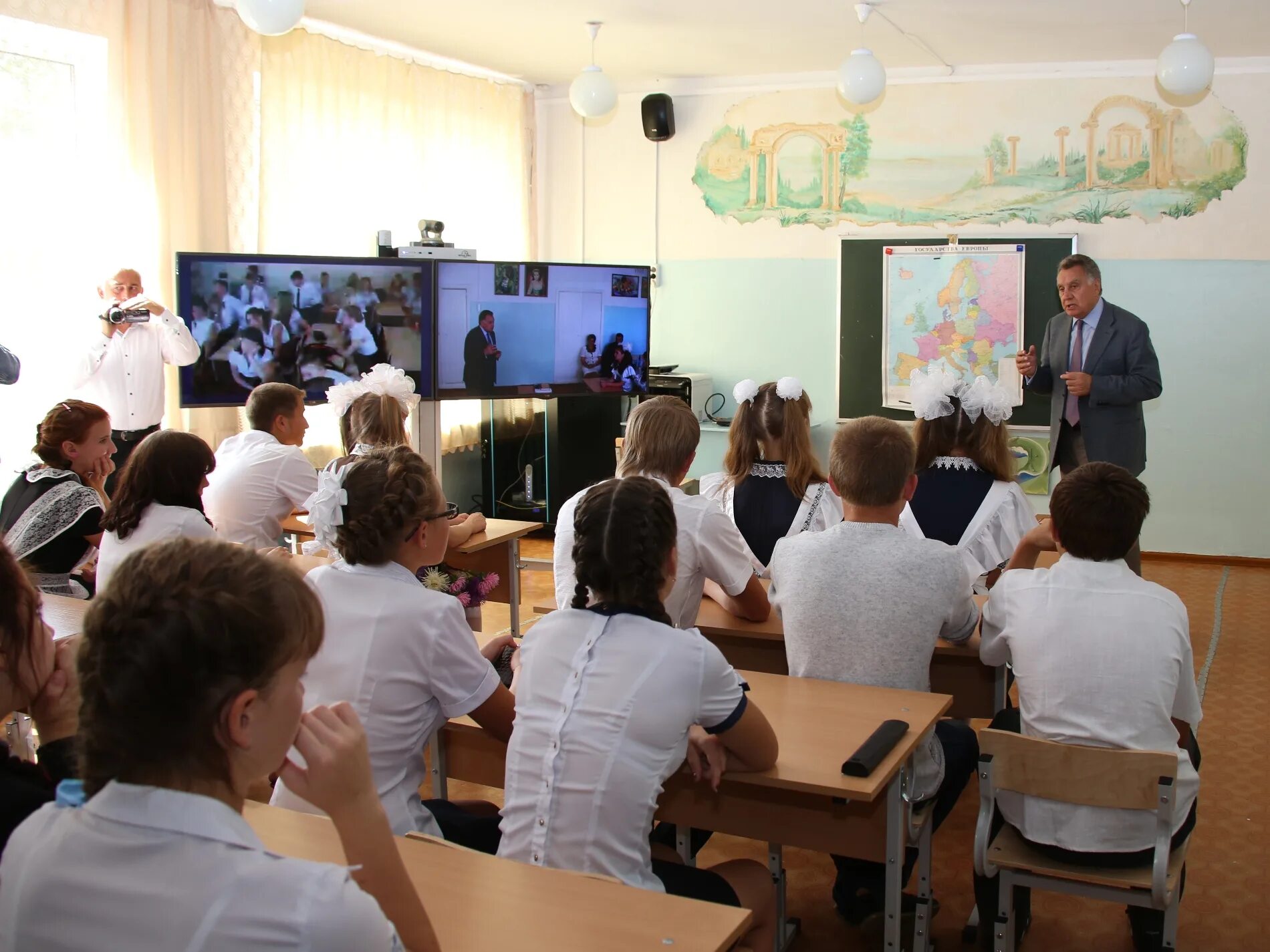 школа жители