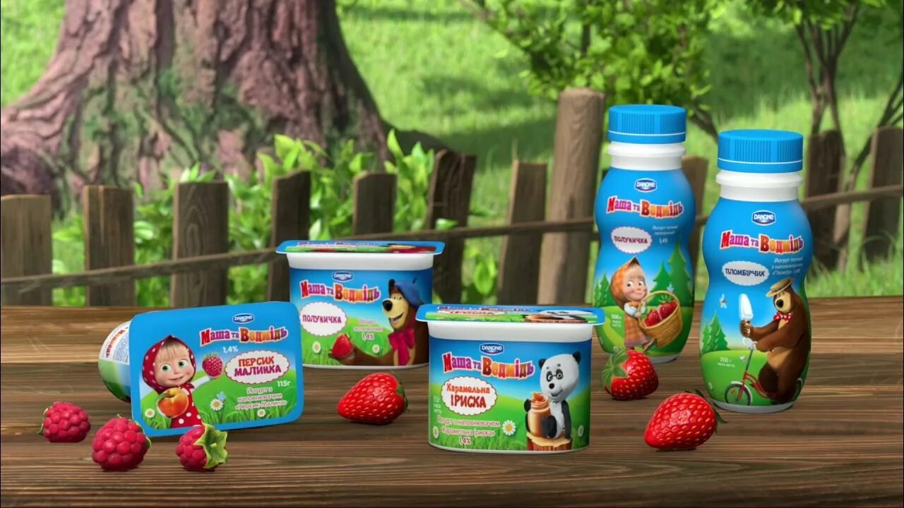 Детский йогурт маша и медведь. Молочный коктейль маша и медведь. Питьевой йогурт маша и медведь. Йогурт данон клубничный. Йогурт danone "маша и медведь".