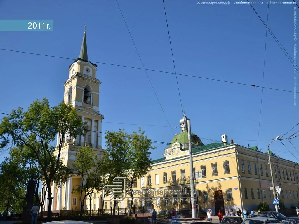 Подворье пермь. Архиерейское подворье пермь. пермь комсомольский проспект 6 храм. компрос 6 храм. комсомольский 6 пермь архиерейский дом.