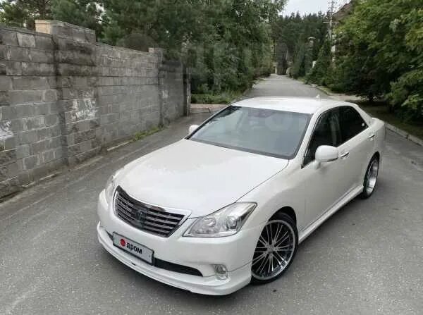 Краун 2011. Тойота краун 2011. toyota crown 2011. тойота кроун 2011. тойота кроун 2011 года.