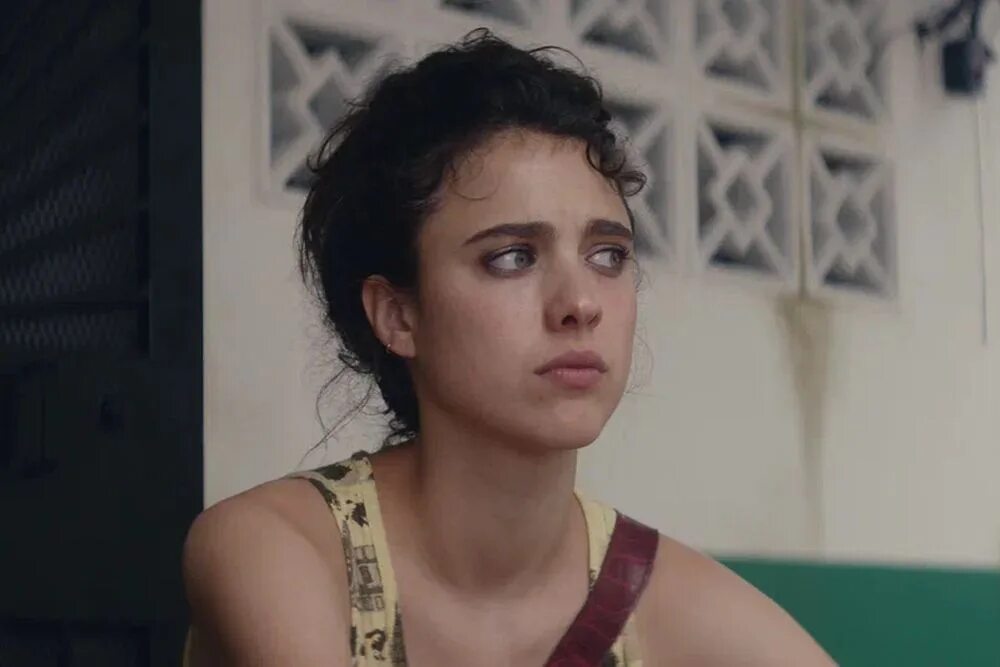 Звезды в полдень / stars at noon (2022). Одна кино 2022. Полдень 2022. Полдень 2022. Звезды в полдень фильм 2022.