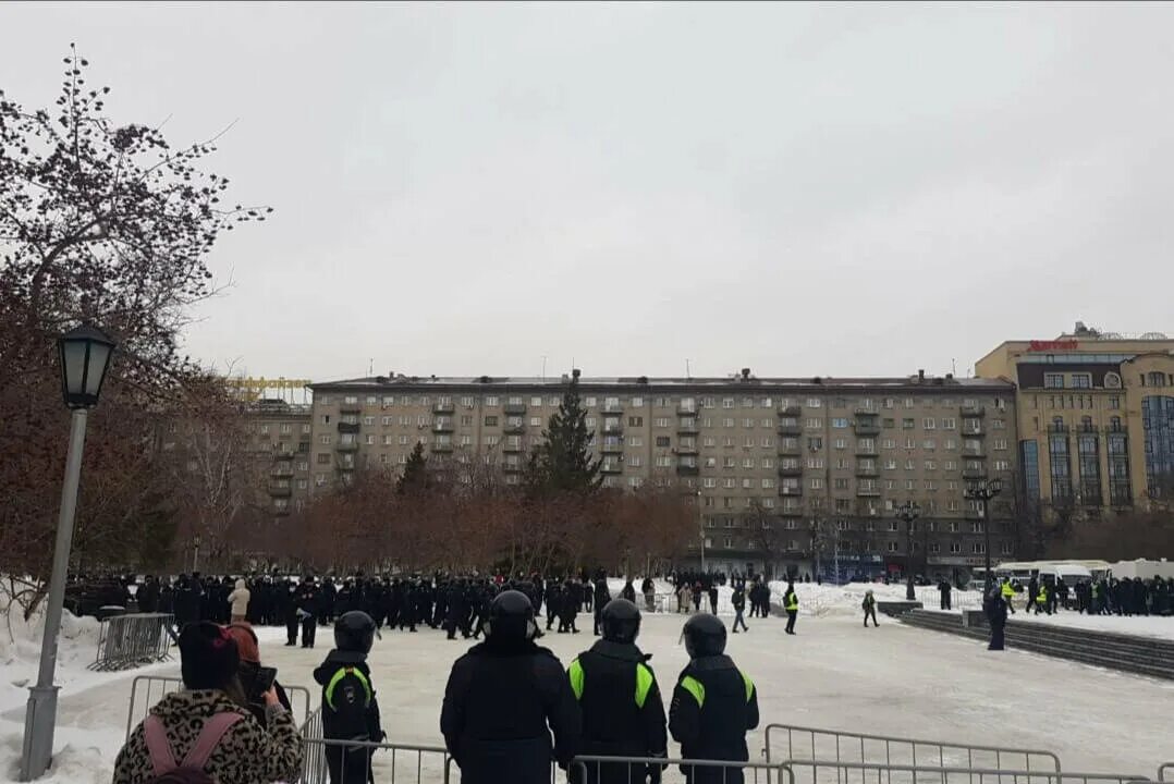 Новости 06 03 24. Митинги в Новосибирске 2022. Митинги в Новосибирске сейчас. Митинг в Новосибирске сегодня.