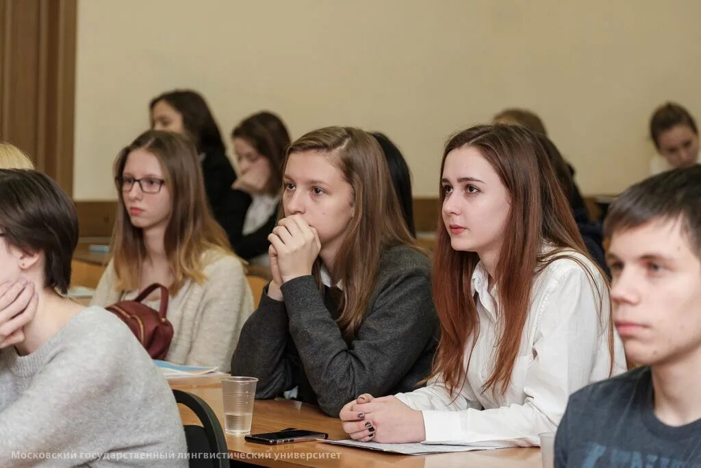 Студенты Минского государственного лингвистического университета. Московский государственный лингвистический университет изнутри. Дошкольники в лингвистическом универе. Нижегородский лингвистический колледж. Linguistic university