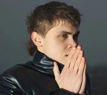 Автор выпустил