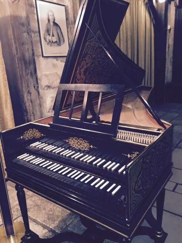 Клавесин 18 века. Клавесин эпохи Барокко. Кафедра органа и карильона клавесина. Концерт для клавесина