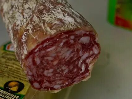 Просроченная колбаса