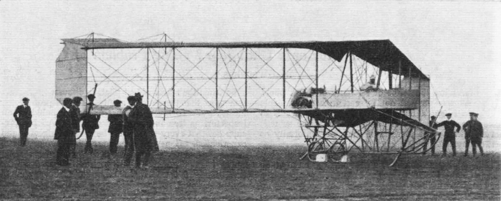 Sbach 300. Dunne flying machine. May flight. п. May flight.