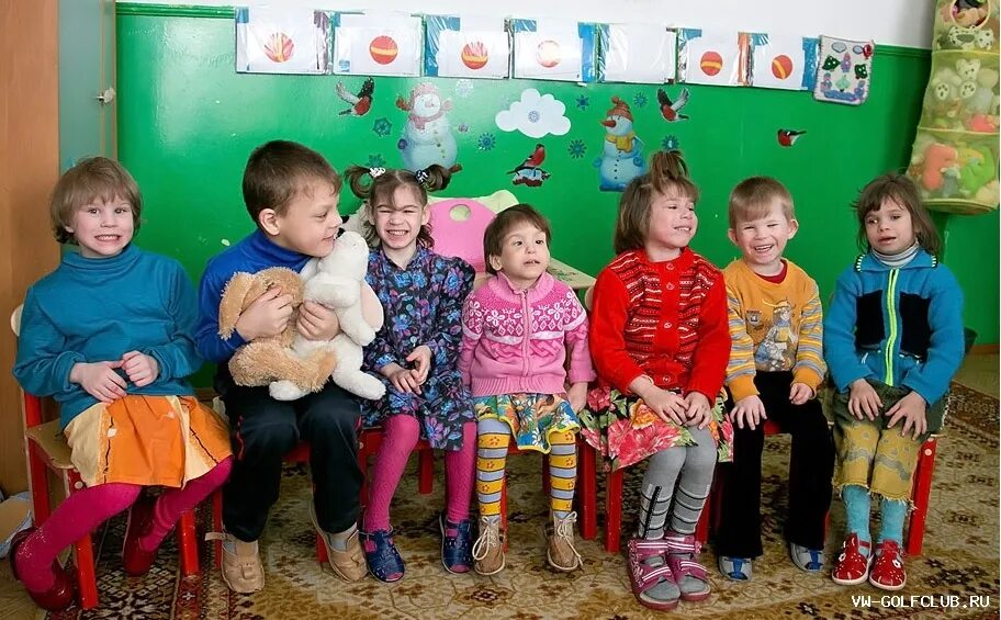 детский дом внутри. дед дом хаус. дед дом для детей. дед дом сирот. детский дом приют.