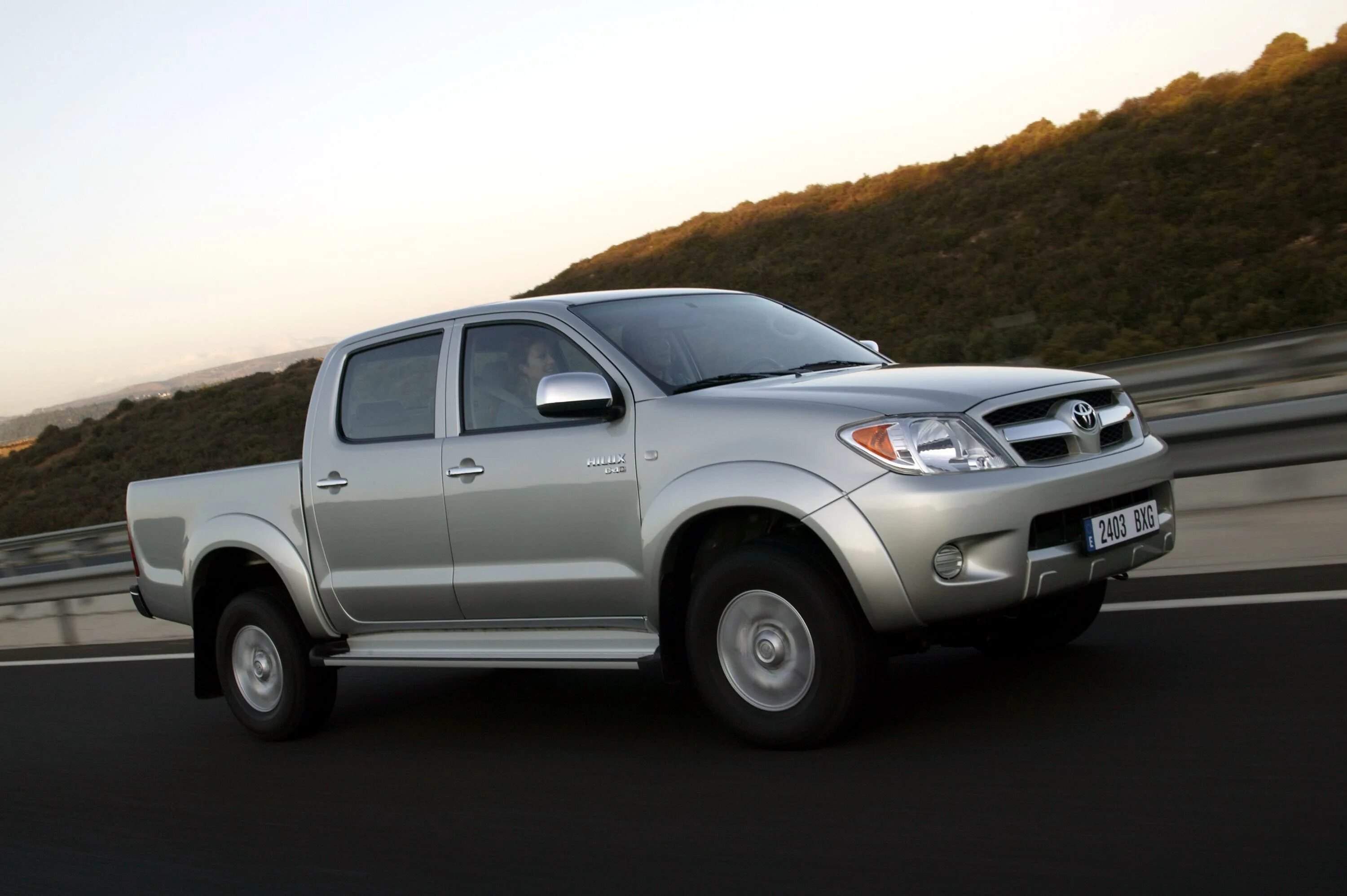 Хайлюкс 7 поколения. Toyota Hilux 2005. Тойота Хайлюкс 7 поколения. Тойота Hilux 2005. Toyota Hilux Pickup 2005.